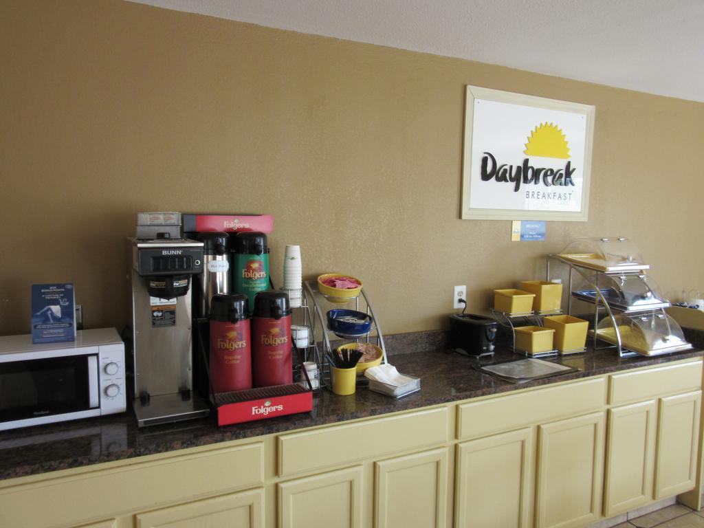 Days Inn By Wyndham Augusta Wheeler Road Ngoại thất bức ảnh