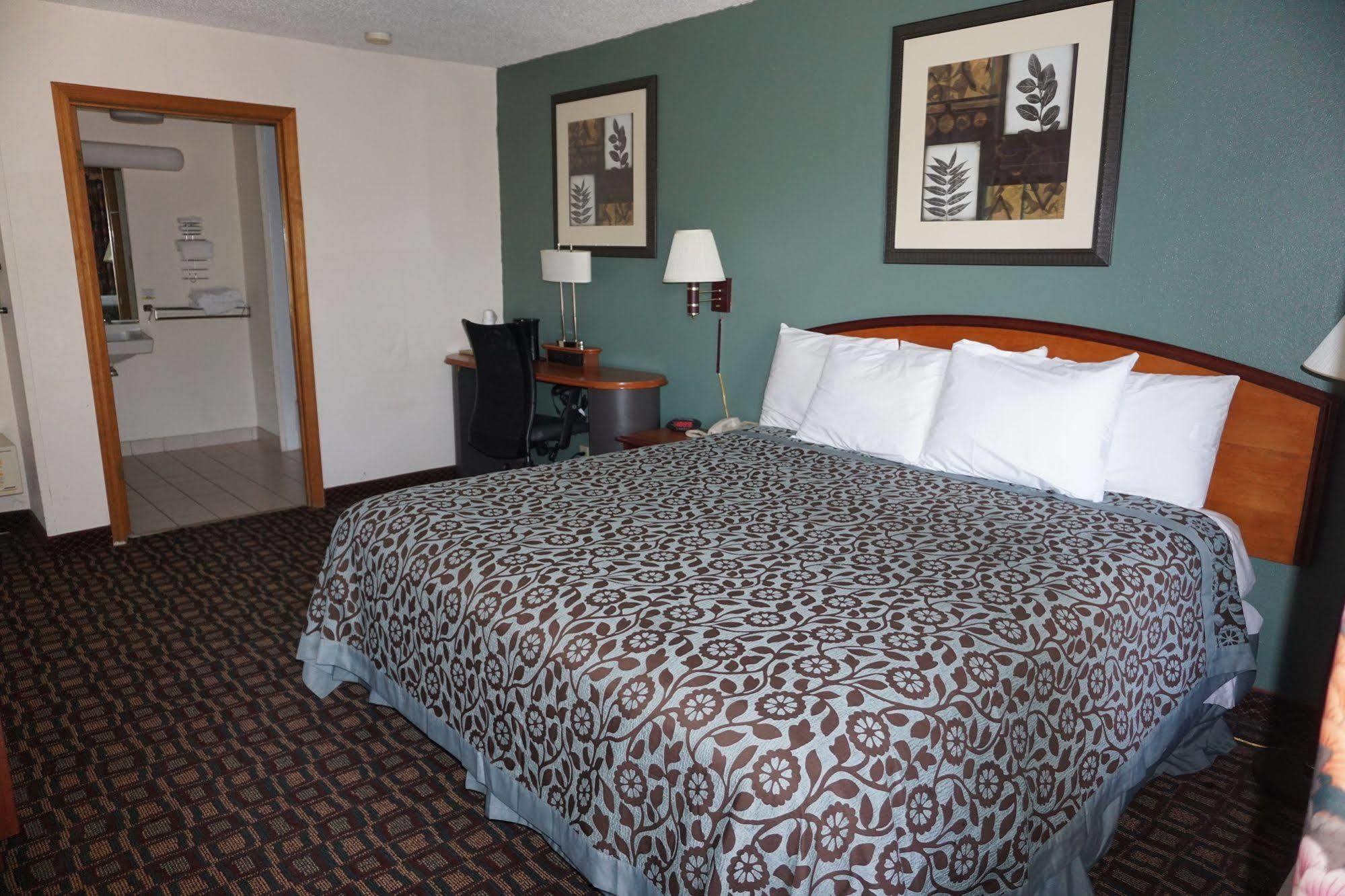 Days Inn By Wyndham Augusta Wheeler Road Ngoại thất bức ảnh